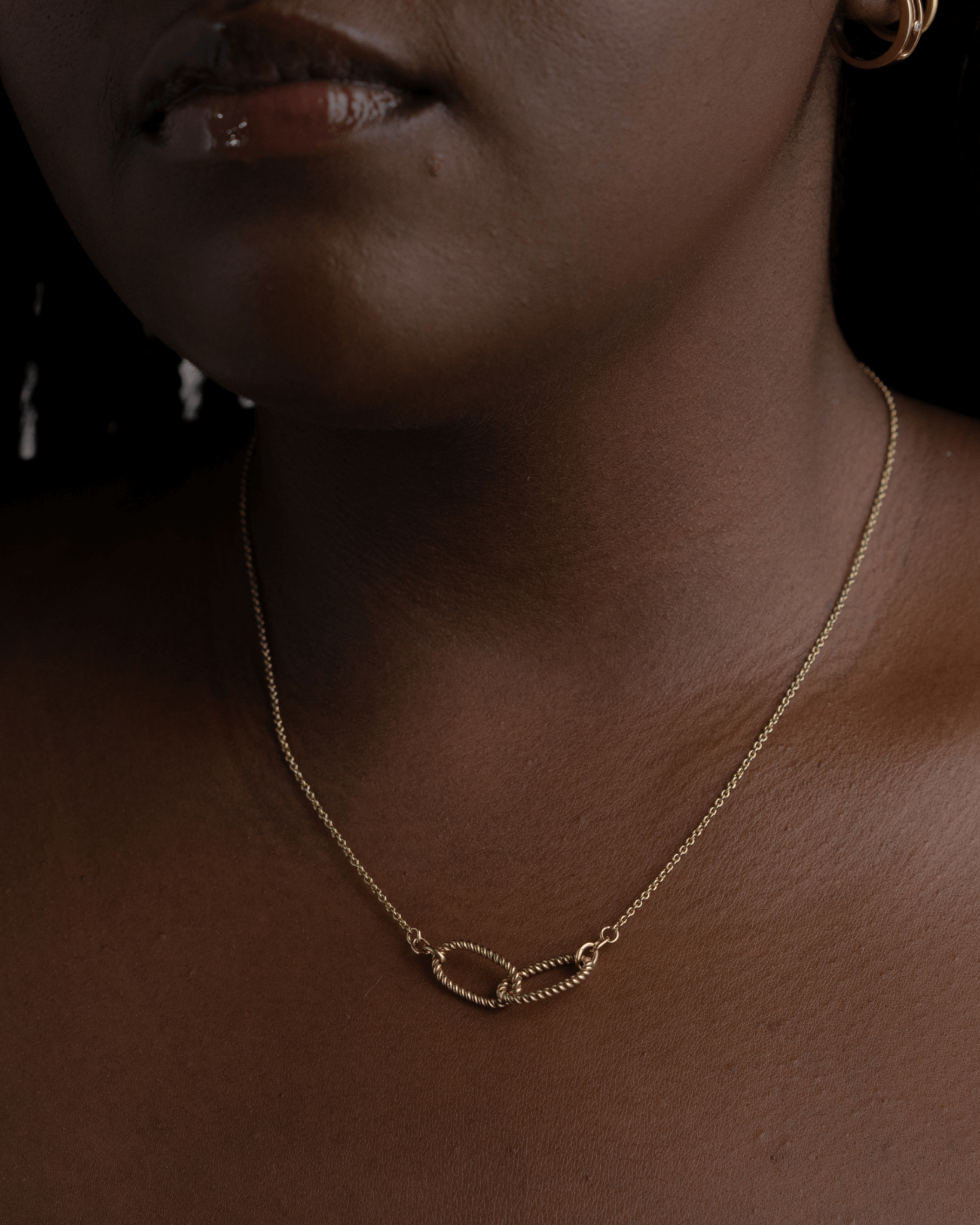 14k-gold-close_scaled