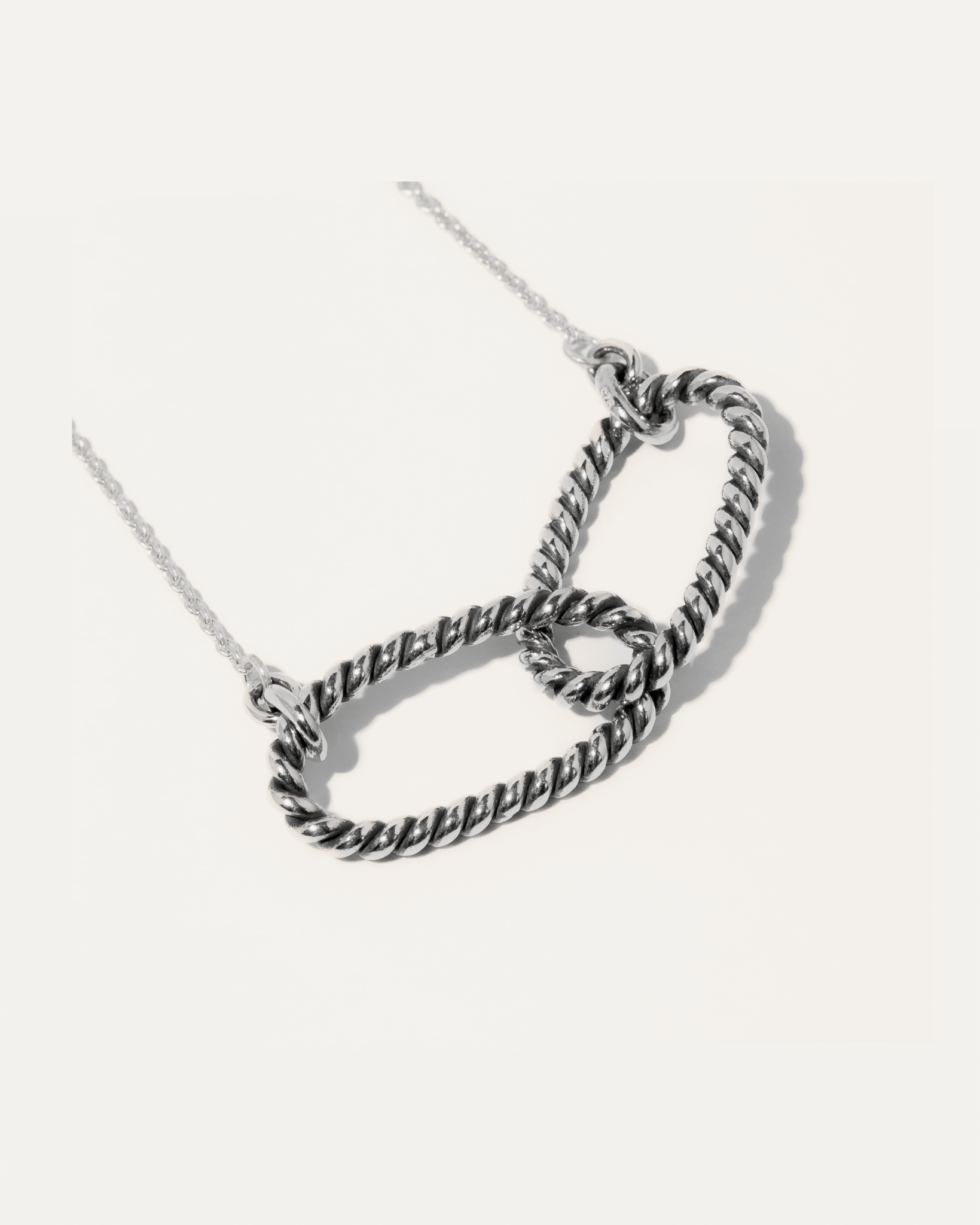 original-link-necklace-gallery-1_scaled